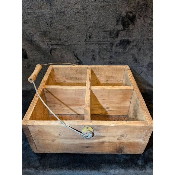 Vintage folk primitive hand made solid wood carrying crate 13x13x6